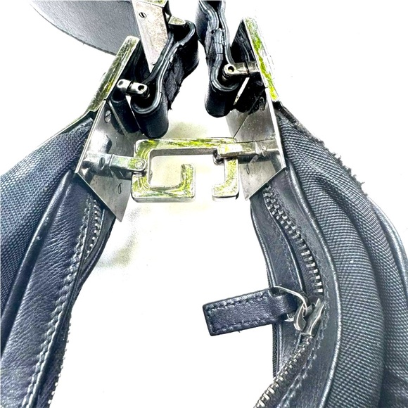 RARE Gucci Attache Shoulder Bag Tom Ford era. Style recently released again. - Picture 10 of 13